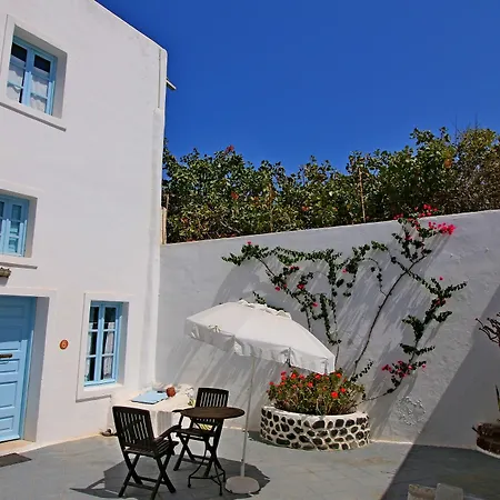 Aethrio Sunset Village - Oia (Santorini)